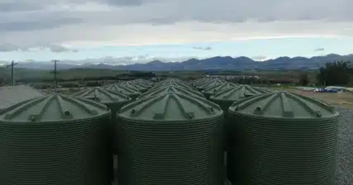 Water storage tanks NZ for reliable rainwater storage solutions for homes and farms
