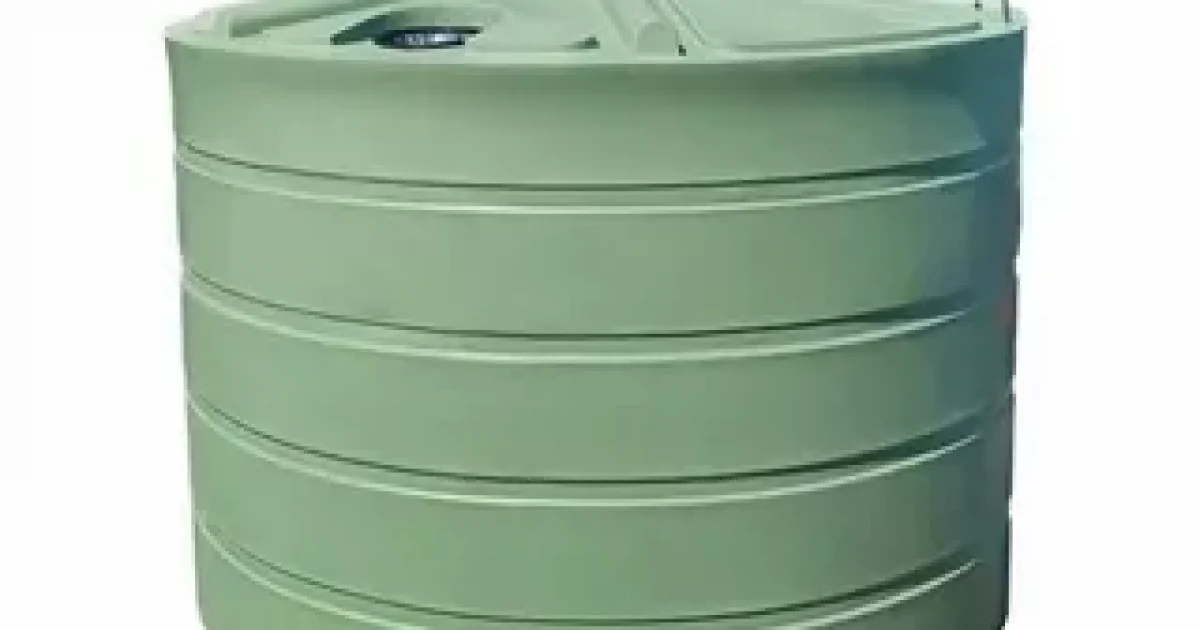Large rainwater storage tank for a rural New Zealand property